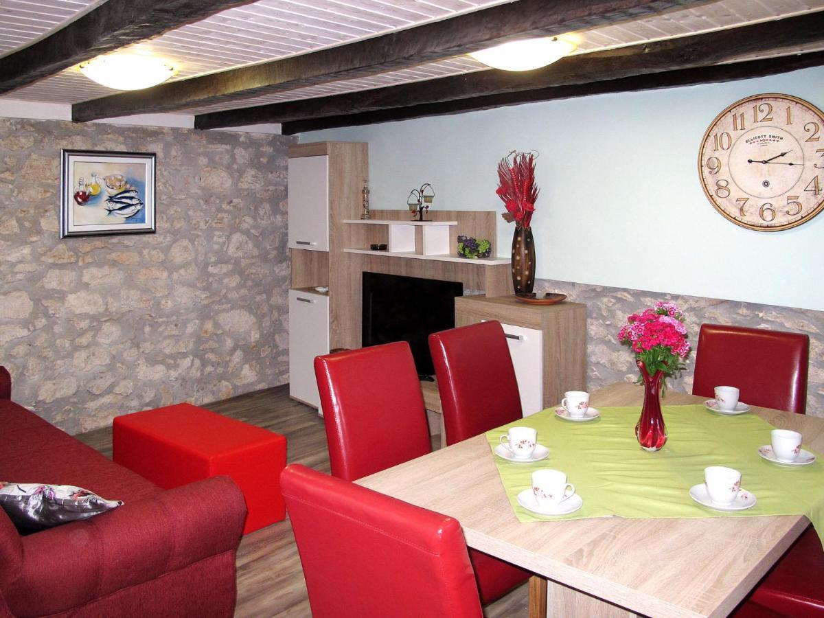 Holiday Home Matea - Mod207 By Interhome Мартіна Екстер'єр фото